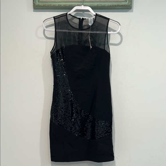 Carmen Marc Valvo Elegant Black Sequin Sleeveless Mini Dress size 2 new w tags - Picture 1 of 6
